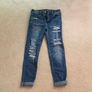 American eagle ripped jeans!!